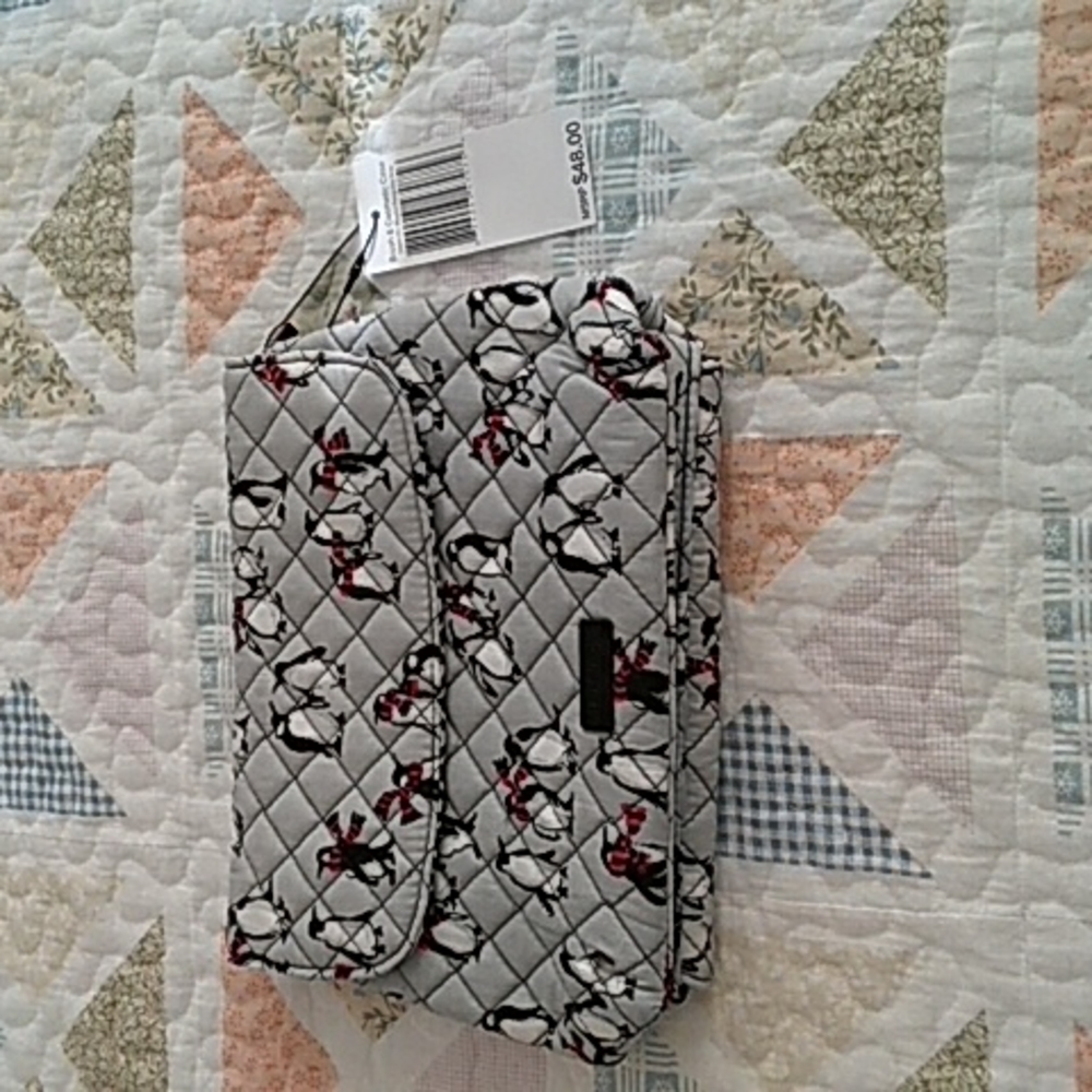 Vera Bradley Brush & Cosmetic Case